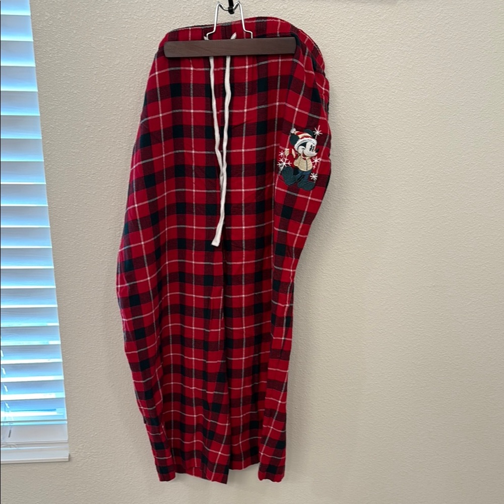 Red and Black Buffalo Plaid Disney Mickey Mouse Christmas Pajama Pants XXL